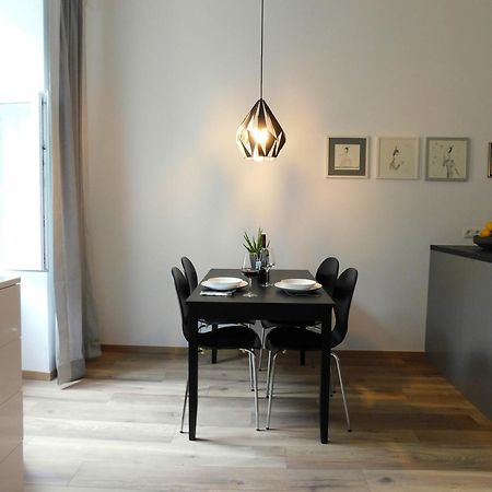 Max, Ruhige Sonnige Wohnung In Praternahe Bécs Kültér fotó